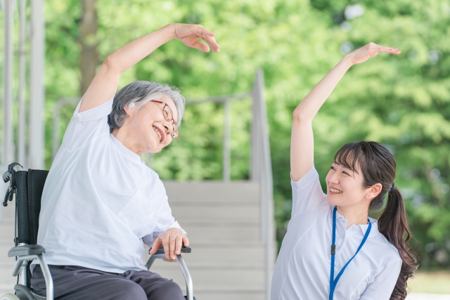 ALS患者が受けるリハビリとは？作業療法の内容を解説のイメージ