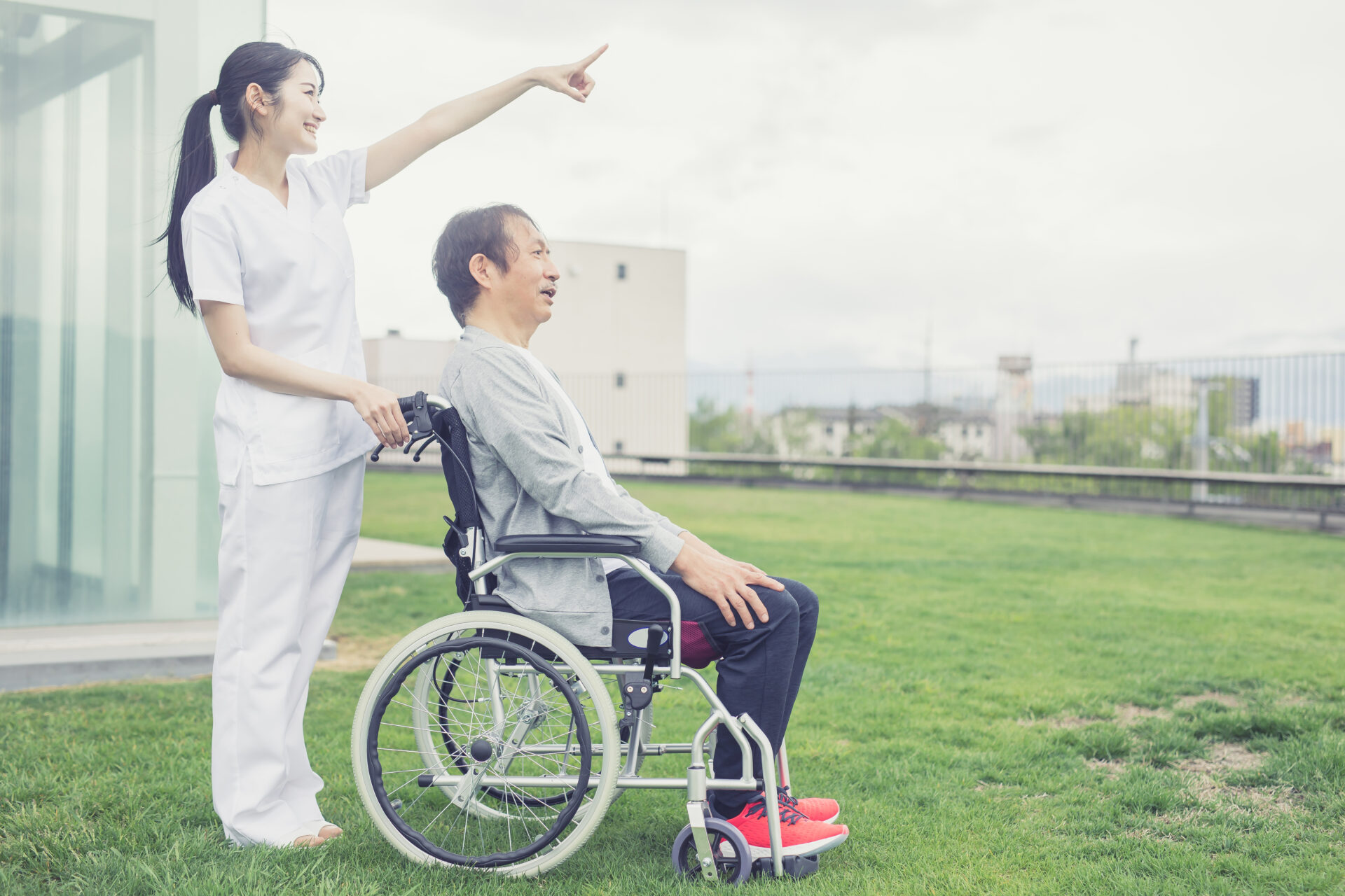 脳梗塞によって発症する「半身不随」は治る？治らない？のサムネイル画像